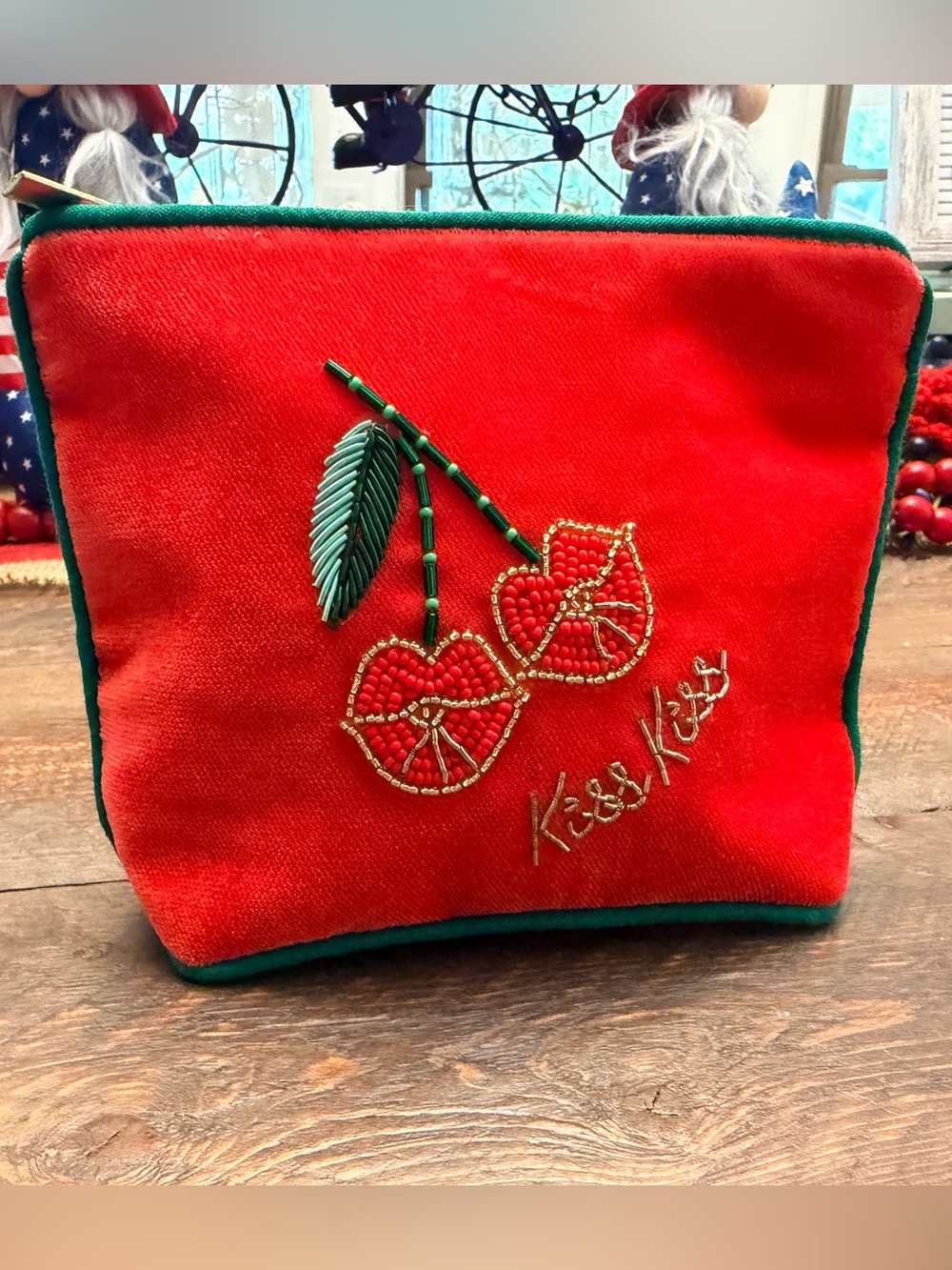 💋 My Doris Cherry Kiss Kiss Red Velvet Beaded Makeup Bag Pouch EUC 💋